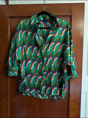 Zara Multicolor Wave Print Button-Down Shirt Size S